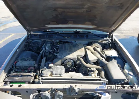 2006 Mercury Grand Marquis Ls from USA, damaged, VIN 2MEFM75W16X627772